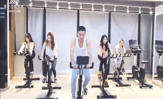 Làm huấn luyện viên GYM thì cũng phải có cái đầu lạnh mới được